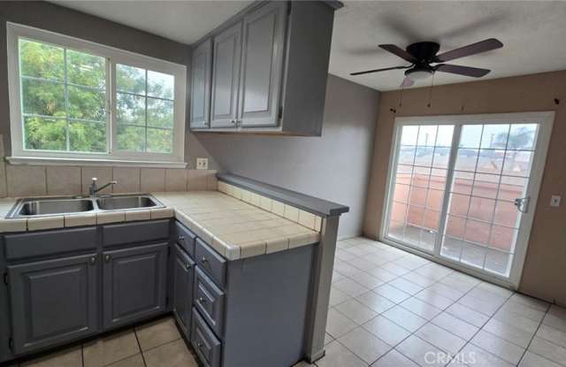 Photo of 308 N Millard