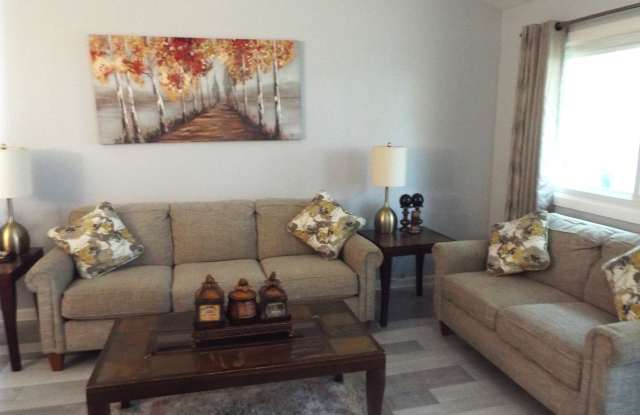 1921 STANFORD Street