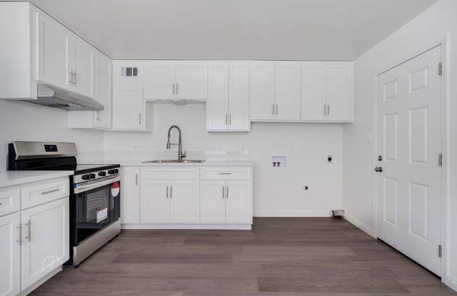 Photo of 1716 3rd Street - 1