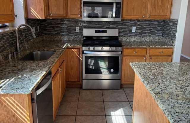 8736 Eagle Springs Drive NE