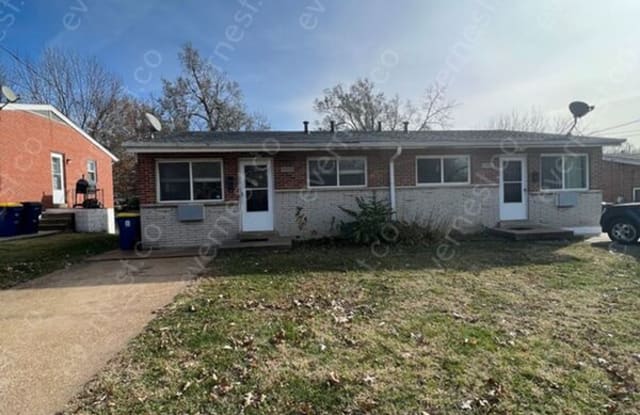 3956 Sims Ave - 3956 Sims Avenue, St. Ann, MO 63074