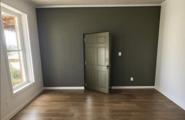 217 South Franklin Avenue