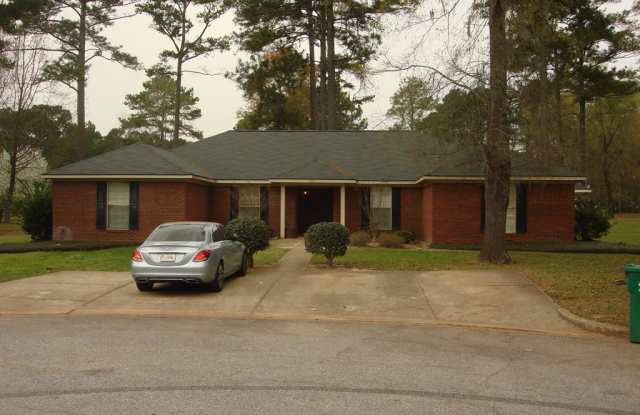 2221 Bedford Court - B