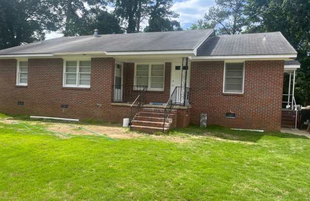 Duplex in Auburn