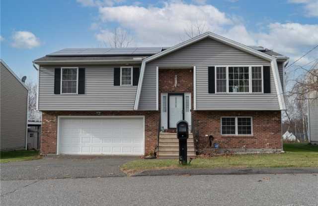 257 Traverse Street