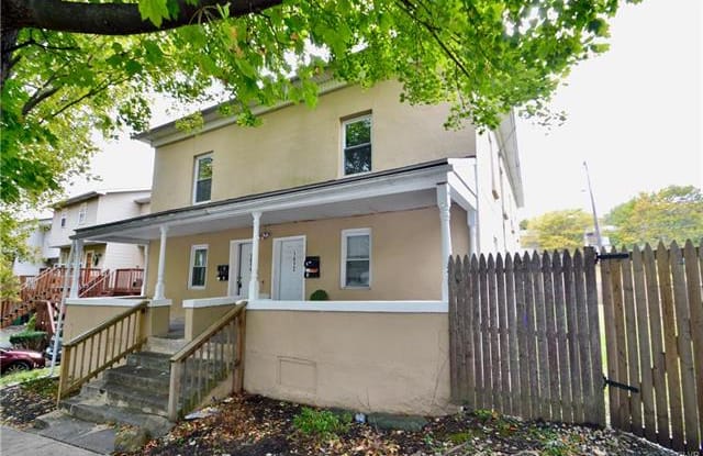 1614 East 9th Street - 1614 E 9th St, Bethlehem, PA 18015