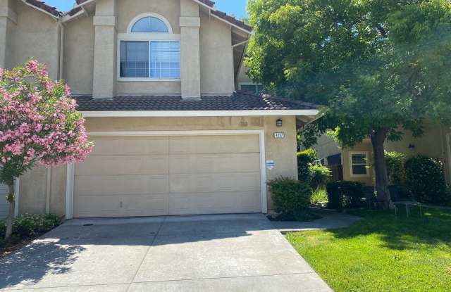 4237 Garibaldi Pl