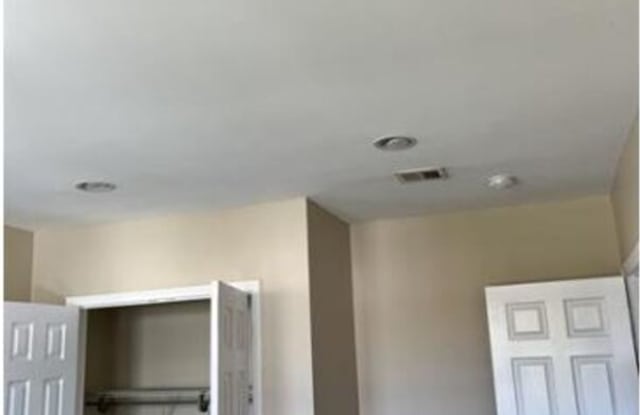 2801 R Street Southeast - 2