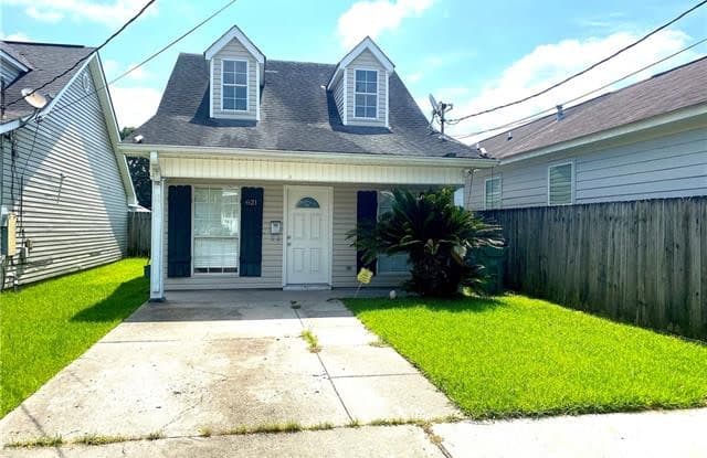 621 AVENUE A Street - 621 Avenue a, Marrero, LA 70072