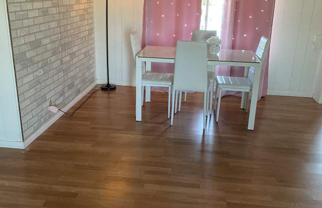 Photo of 42982 Valley Center Road