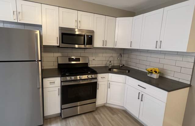 Photo of 4835 Hull Street