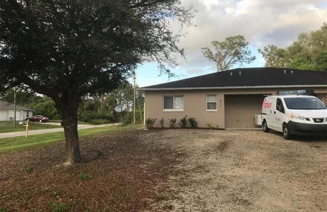 511 Meadow RD - 511 Meadow Rd, Lehigh Acres, FL 33973