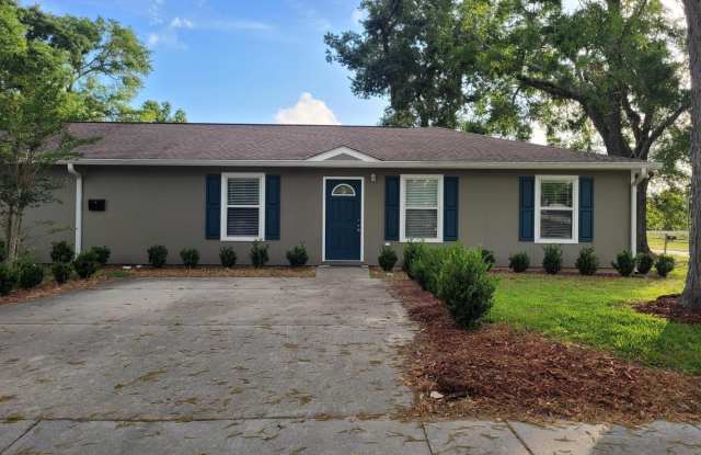 829 Hardy Avenue - 829 Hardy Avenue, Gulfport, MS 39501