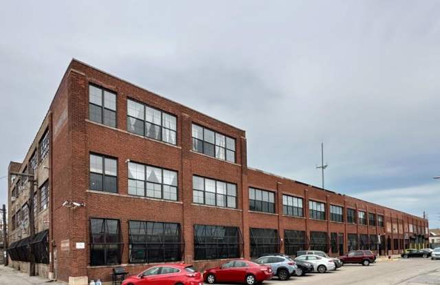 3122 Carroll