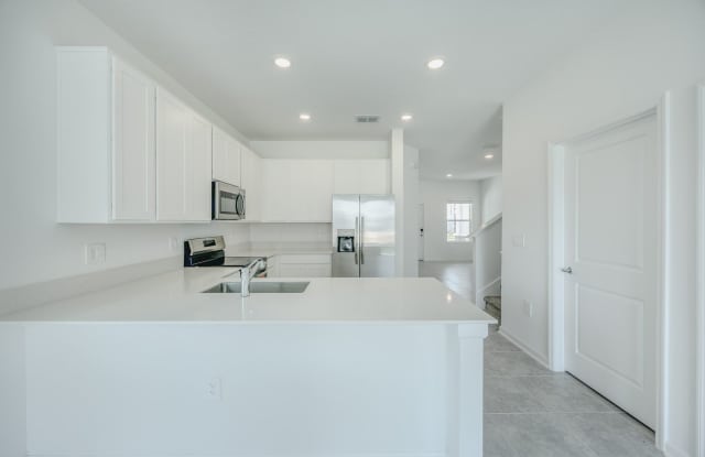 Brand New 3 bed/2.5 Townhome For Rent in Wellness Ridge at Clermont!