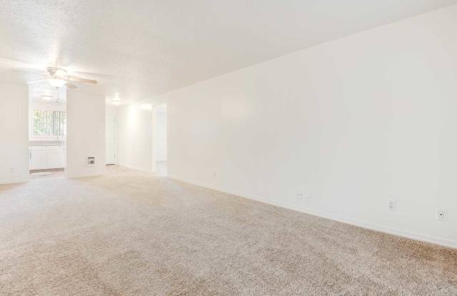 Colonial Villa Apartments