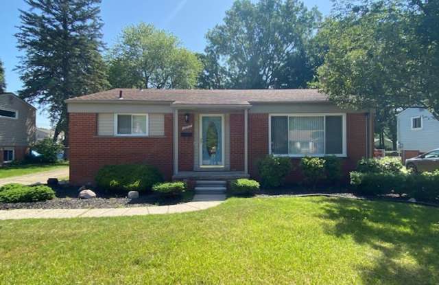 ADORABLE 3 BED 1 BATH RANCH IN LIVONIA ------WEYHER - 19810 Weyher Street, Livonia, MI 48152