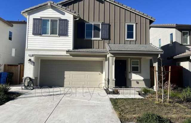 449 Miwok Ln