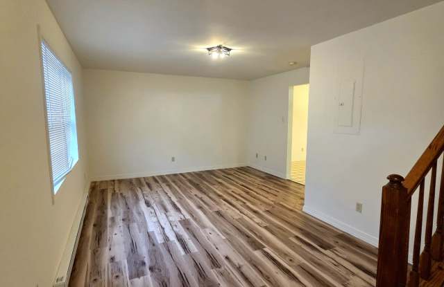 10819 Washington Court