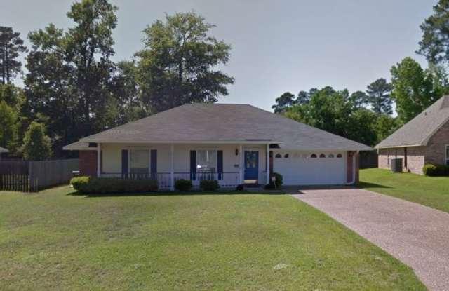 Beautiful Brick Home off Williamson Way in Shreveport