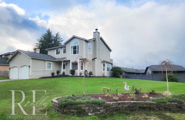 Modern Elegance Meets Tranquil Lakeside Living On Osprey Circle