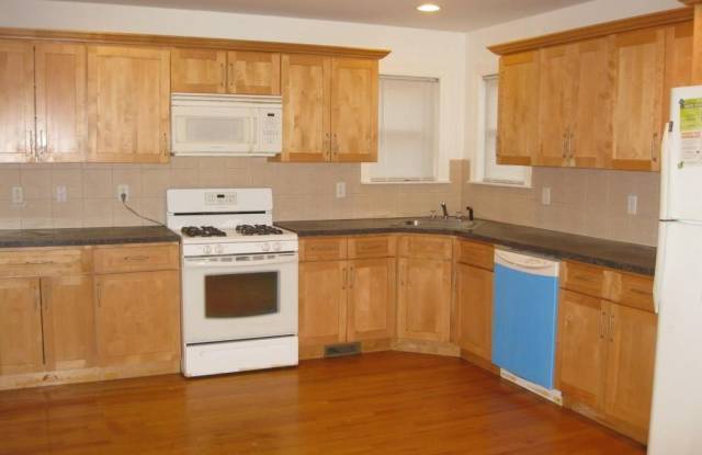 622 S 6th Avenue unit: A