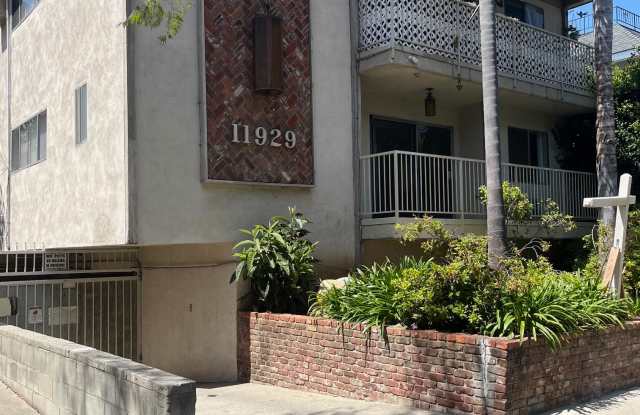 11929 Kiowa Avenue - 11929 Kiowa Avenue, Los Angeles, CA 90049