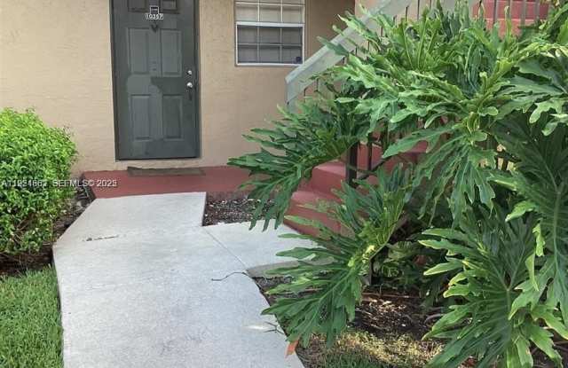 Photo of 10357 NW 8th St