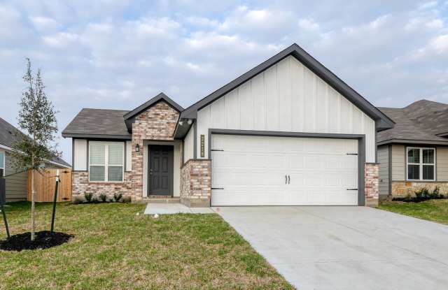 Spacious Single-Family Home Available Now!