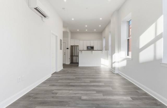 19-25 Essex unit: 201