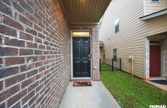 Charming 4BR House in McDonough