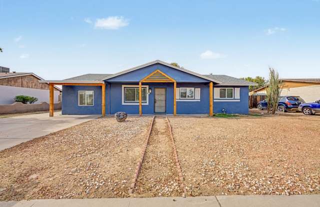 6944 West Solano Drive South