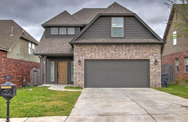 209 W 111th Pl S - 209 West 111th Place, Jenks, OK 74037