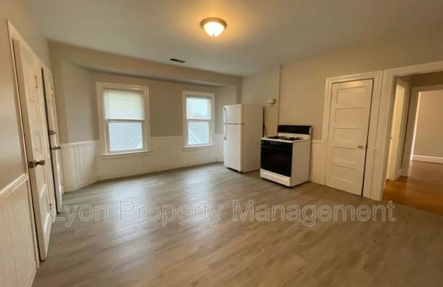 23 Villa Ave