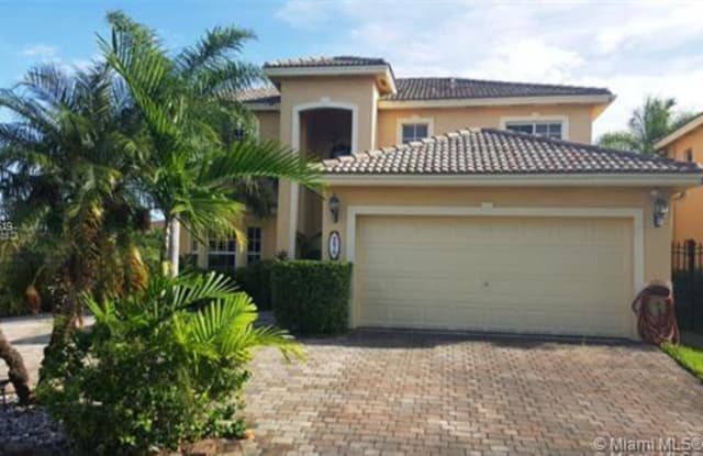 8878 SW 211th Ln - 8878 Southwest 211th Lane, Cutler Bay, FL 33189