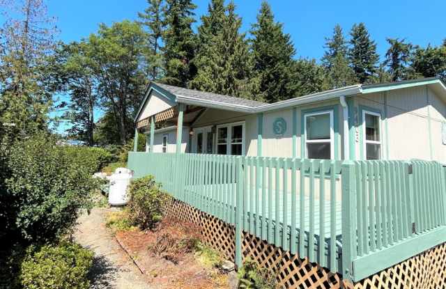 Spacious 3 bedroom 2 Bath In Forest Vista Estates
