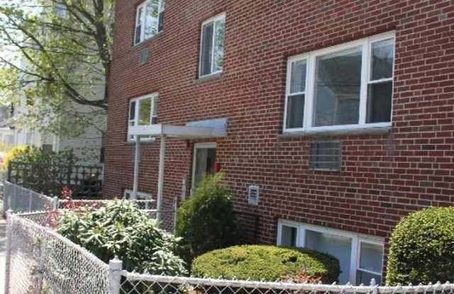 Charming 2 Bedroom-No Broker Fee