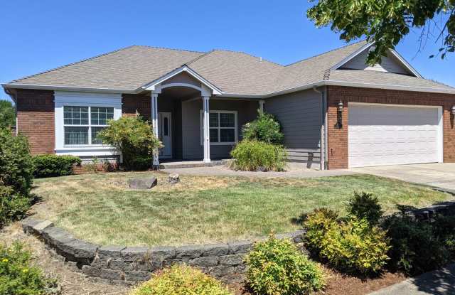 Beautiful 3-Bedroom, 2-Bath Home In Barger Area Of Eugene! - 5925 Rombauer Road, Eugene, OR 97402