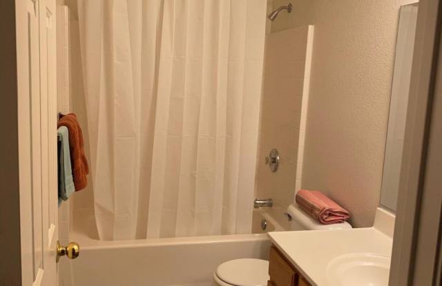 2040 Chaparral Circle