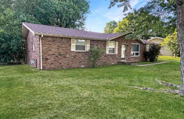 320 Mockingbird Lane