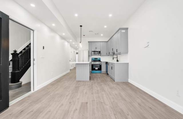 Photo of 1308 Rogers Ave