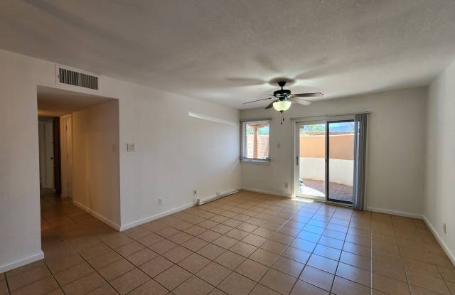 601 W San Mateo Rd Apt 20 - 601 West San Mateo Road, Santa Fe, NM 87505