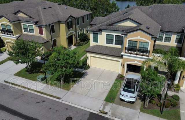 9134 Fox Sparrow Rd