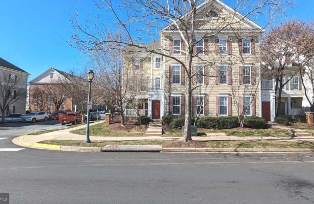 233 KING FARM BLVD #233 - 233 King Farm Boulevard, Rockville, MD 20850