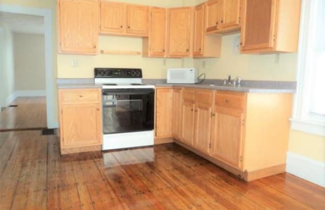 50 1/2 Smith St. - 50 1/2 Smith St, Quincy, MA 02169