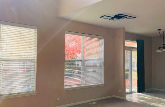 Photo of 2401 Sunshine Lane