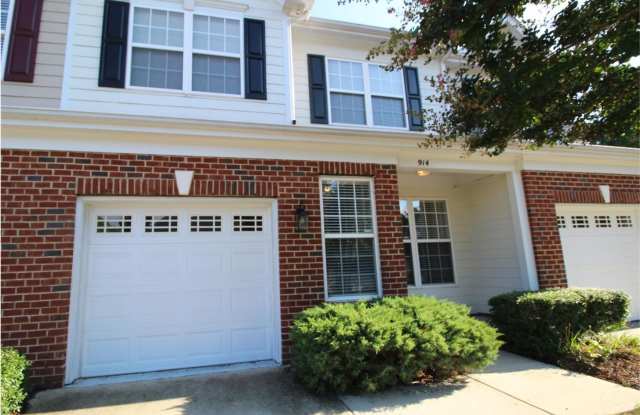 914 Arbor Valley Lane