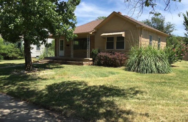 802 N. Parkwood - 802 North Parkwood Lane, Wichita, KS 67208