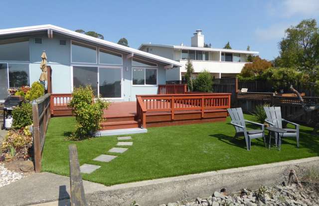 24 Porto Bello Drive