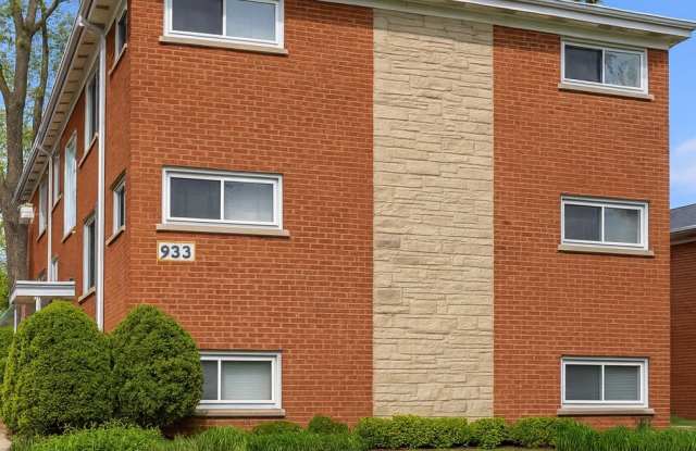 Photo of 933 College Ave